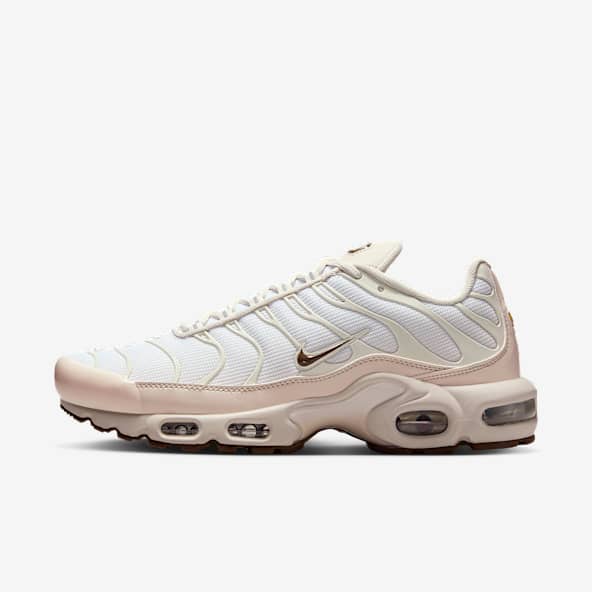NIKEエアマックス➕adidasスニーカー Nike Air Max Plus VII “Varsity Maize”が復刻発売予定 ［HQ2197